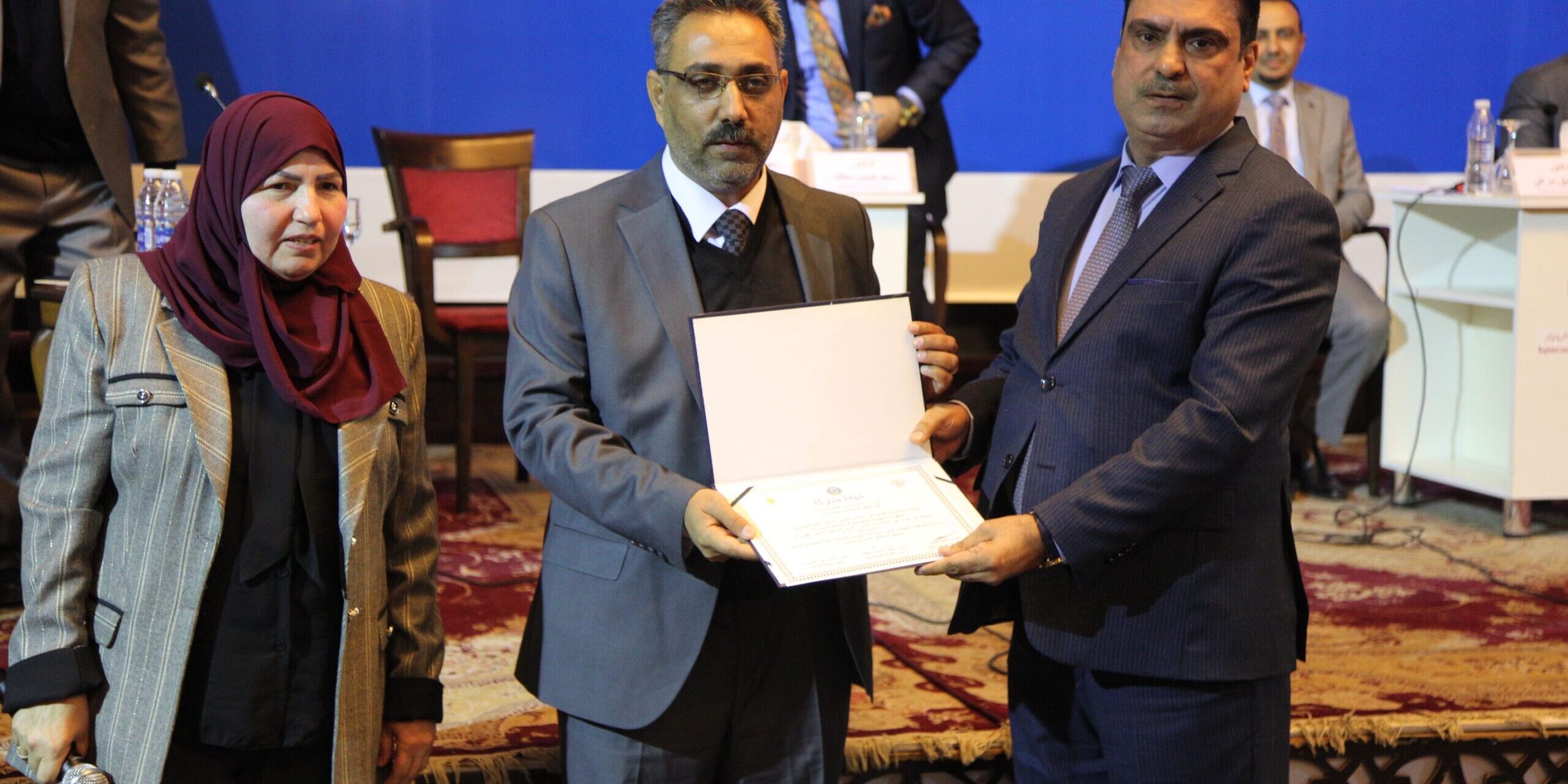 المؤتمر الذي اقامته كلية العلوم السياسية في جامعة بغداد بالتعاون مع مركز بغداد الدولي للدراسات بناريخ 12/12/2021